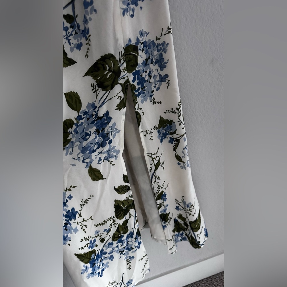 Reformation Juliette Dress in Riviera 6 - Picture 10 of 12